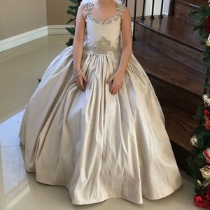 Junior bride dress